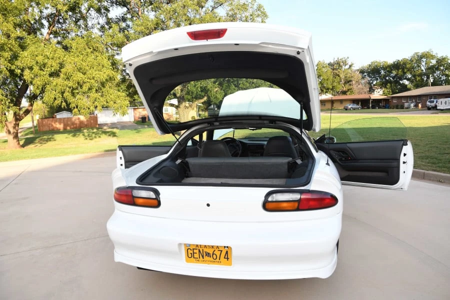 2000 Chevrolet Camaro 4th Gen - Image 10 of 16