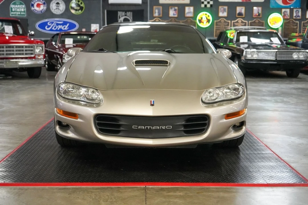 2000 Chevrolet Camaro - Image 26 of 31
