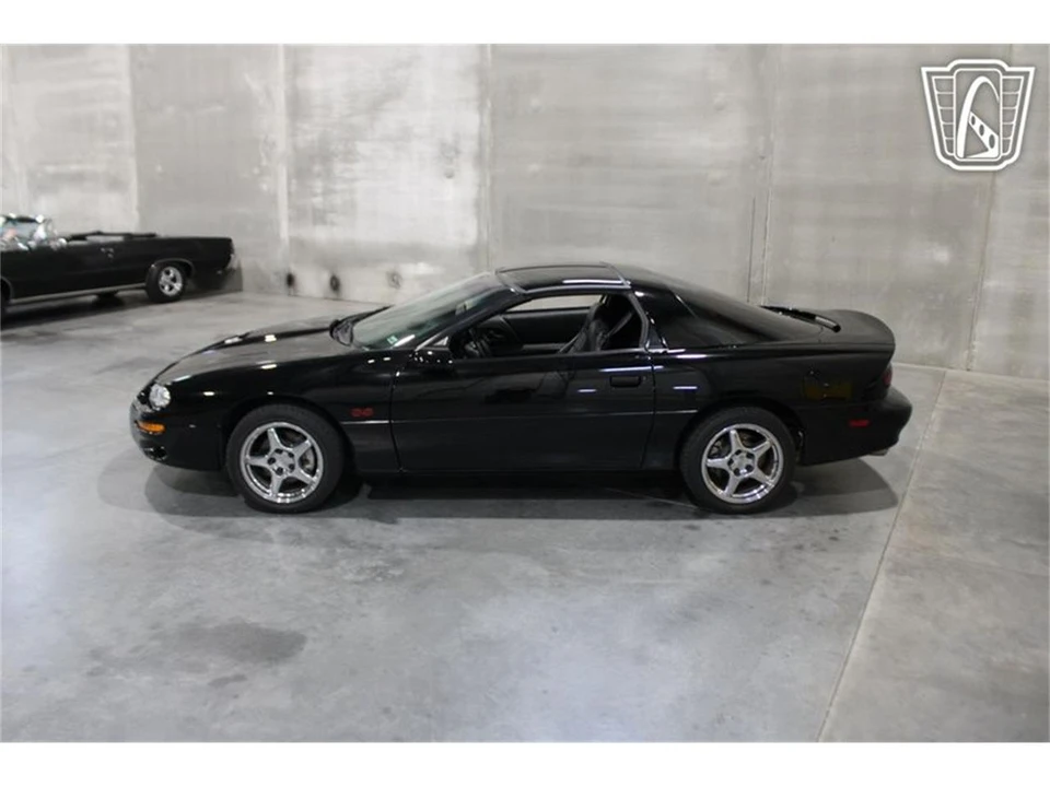 2000 Chevrolet Camaro 4th Gen - Image 11 of 31