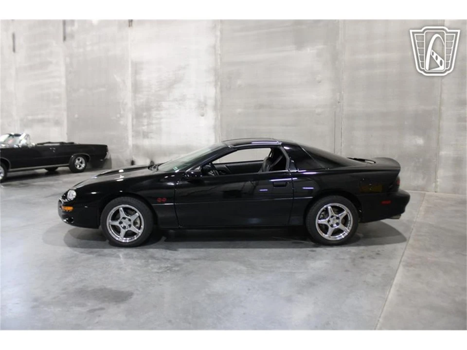 2000 Chevrolet Camaro 4th Gen - Image 3 of 31