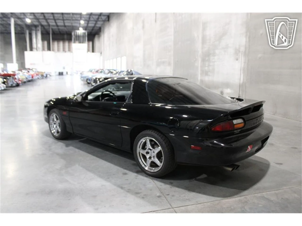2000 Chevrolet Camaro 4th Gen - Image 4 of 31