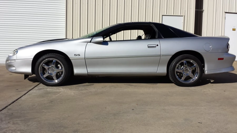2000 Chevrolet Camaro 4th Gen - Image 2 of 9