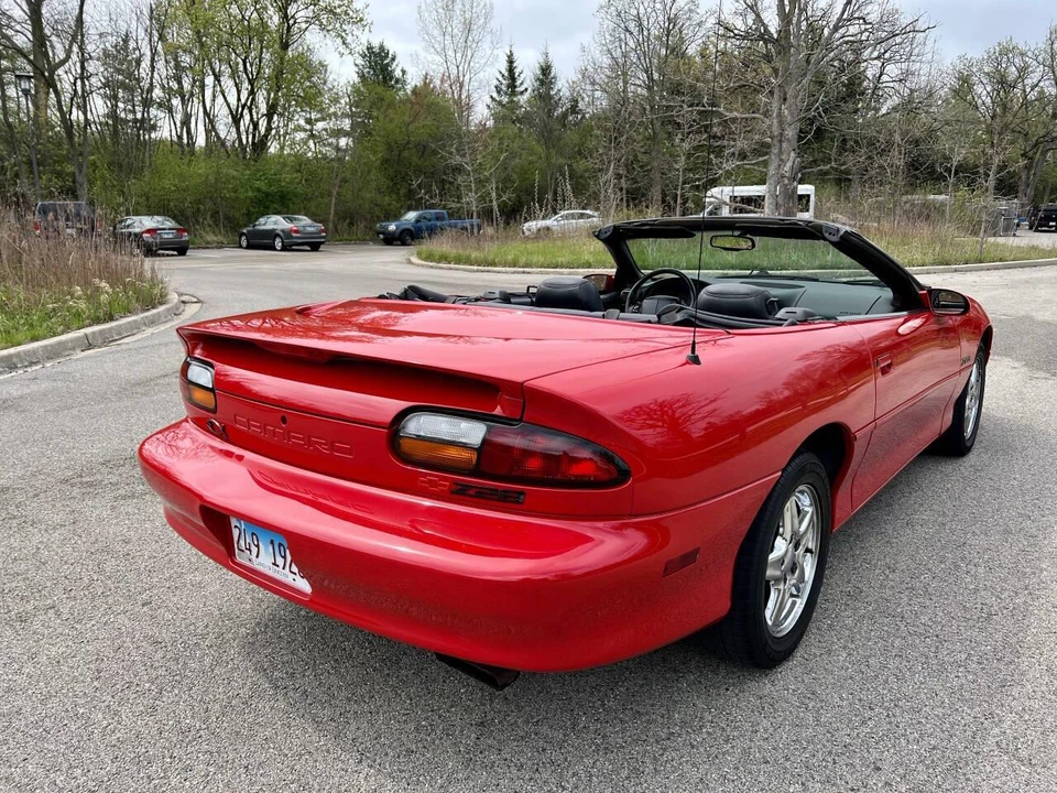 2000 Chevrolet Camaro 4th Gen - Image 17 of 25