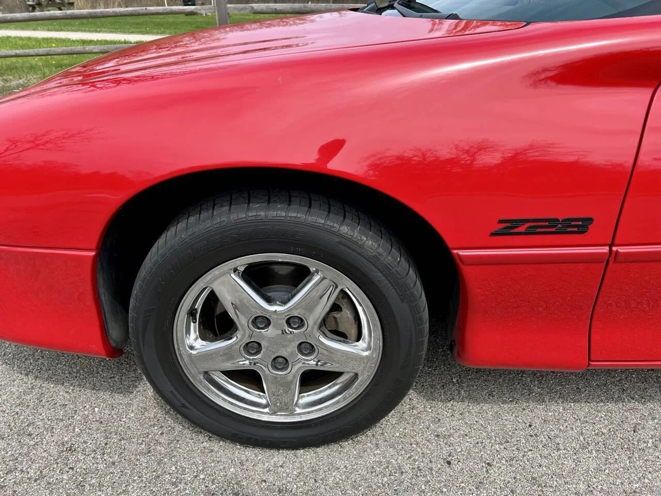 2000 Chevrolet Camaro 4th Gen - Image 18 of 25