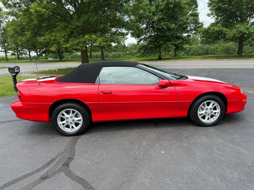 2000 Chevrolet Camaro 4th Gen - Image 10 of 31
