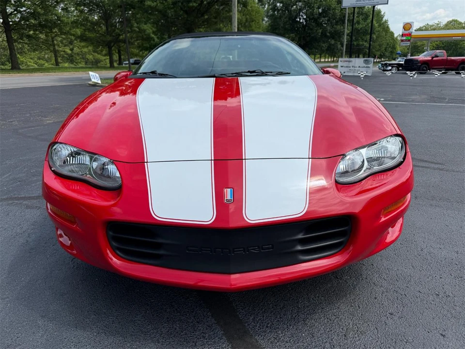 2000 Chevrolet Camaro 4th Gen - Image 5 of 31