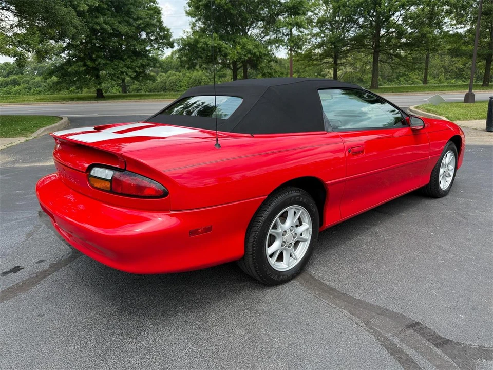 2000 Chevrolet Camaro 4th Gen - Image 9 of 31