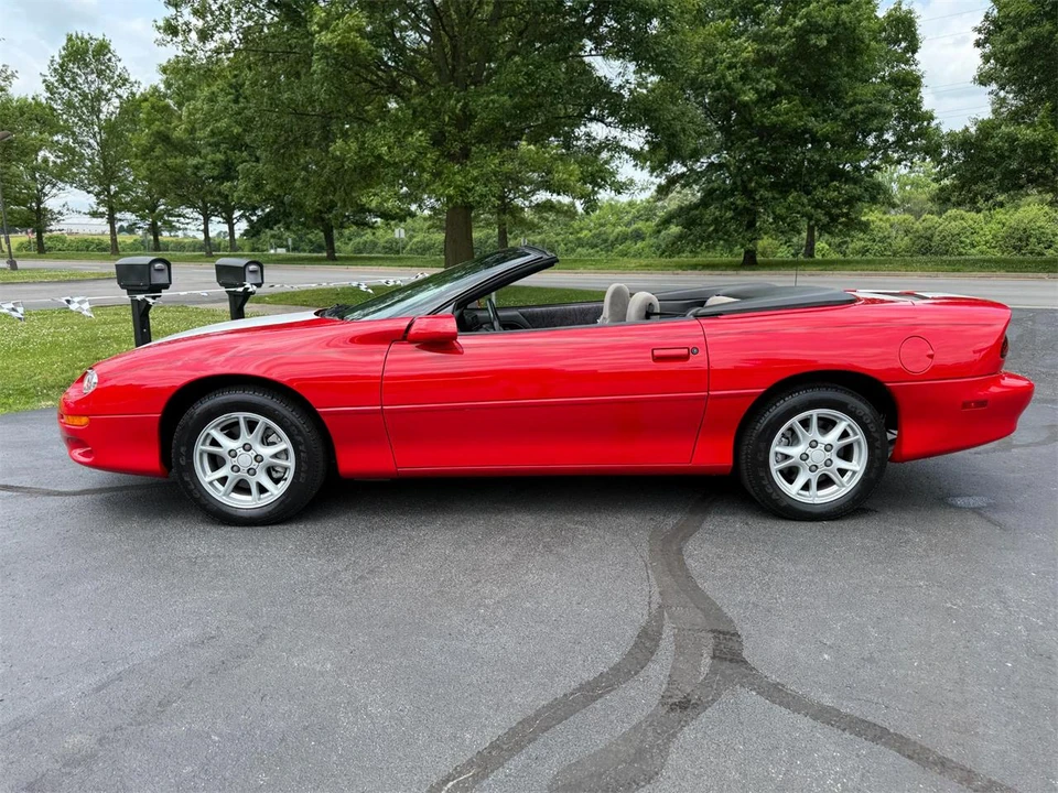 2000 Chevrolet Camaro 4th Gen - Image 14 of 31