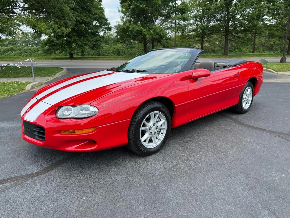 2000 Chevrolet Camaro 4th Gen - Image 12 of 31