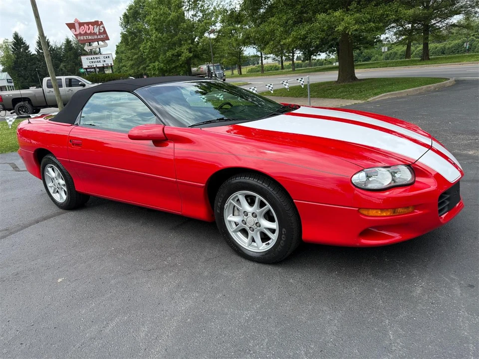 2000 Chevrolet Camaro 4th Gen - Image 11 of 31