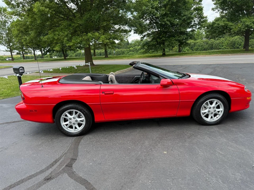 2000 Chevrolet Camaro 4th Gen - Image 18 of 31