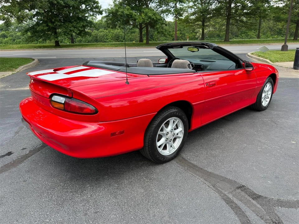 2000 Chevrolet Camaro 4th Gen - Image 17 of 31