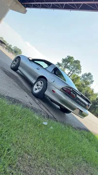 2000 Chevrolet Camaro Base