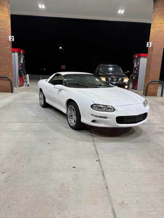 2000 Chevrolet Camaro 4th Gen - Image 5 of 6
