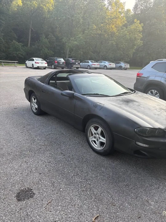 2000 Chevrolet Camaro 4th Gen - Image 3 of 9