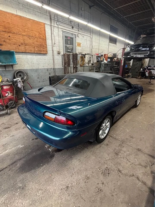 2000 Chevrolet Camaro 4th Gen - Image 4 of 10