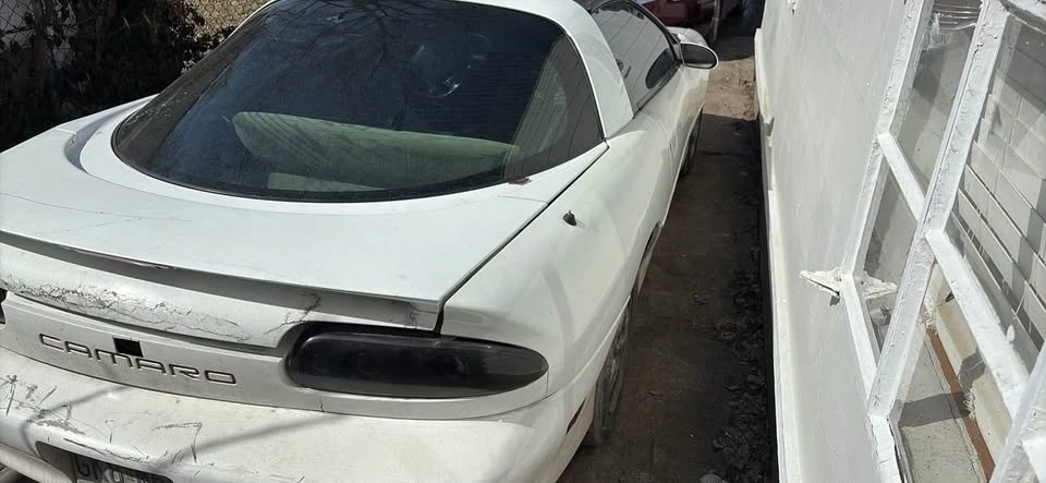 2000 Chevrolet Camaro 4th Gen - Image 2 of 8