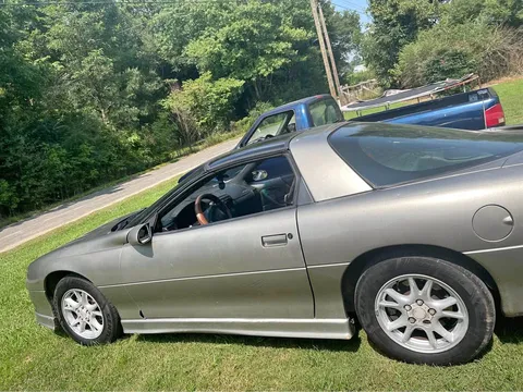 2000 Chevrolet Camaro Coupe 2D