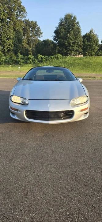 2000 Chevrolet Camaro 4th Gen - Image 2 of 11