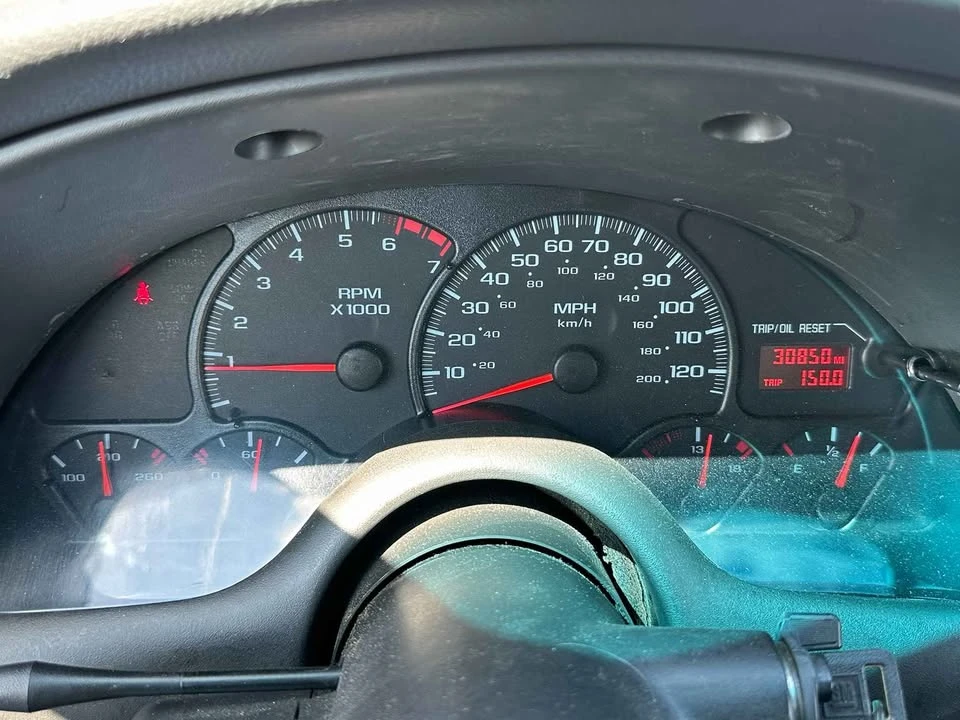 2000 Chevrolet Camaro 4th Gen - Image 5 of 5