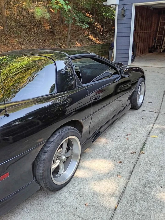 2000 Chevrolet Camaro 4th Gen - Image 2 of 9