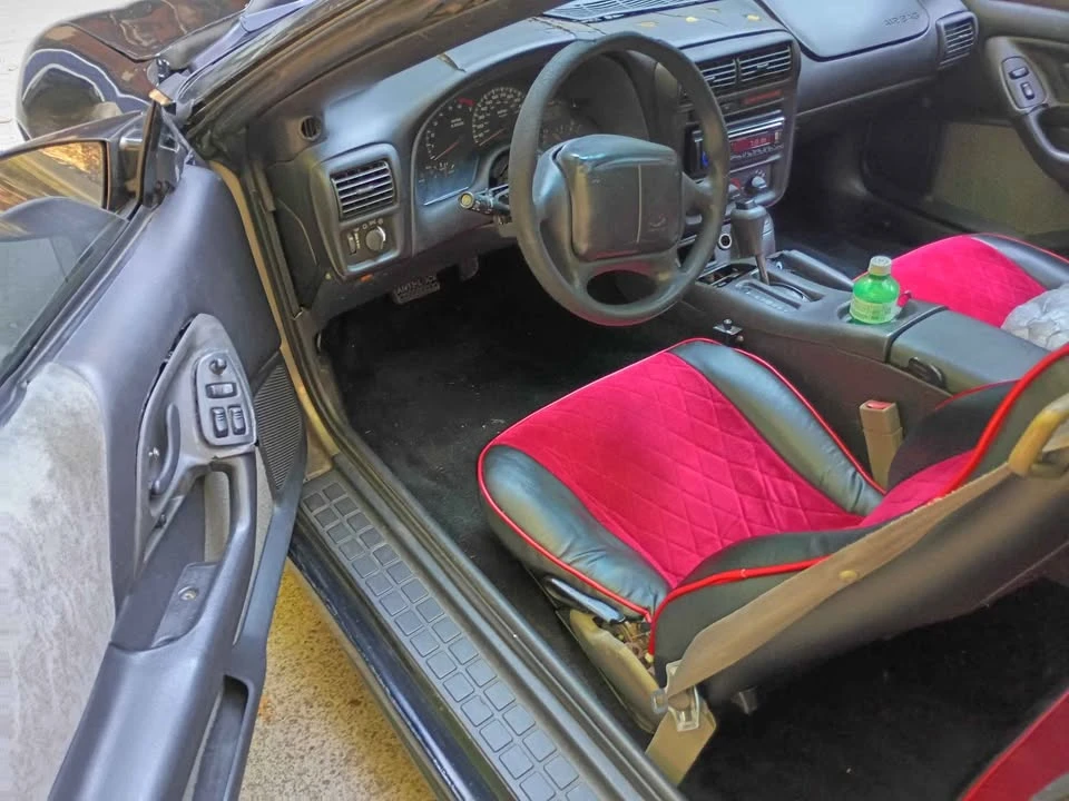 2000 Chevrolet Camaro 4th Gen - Image 8 of 9