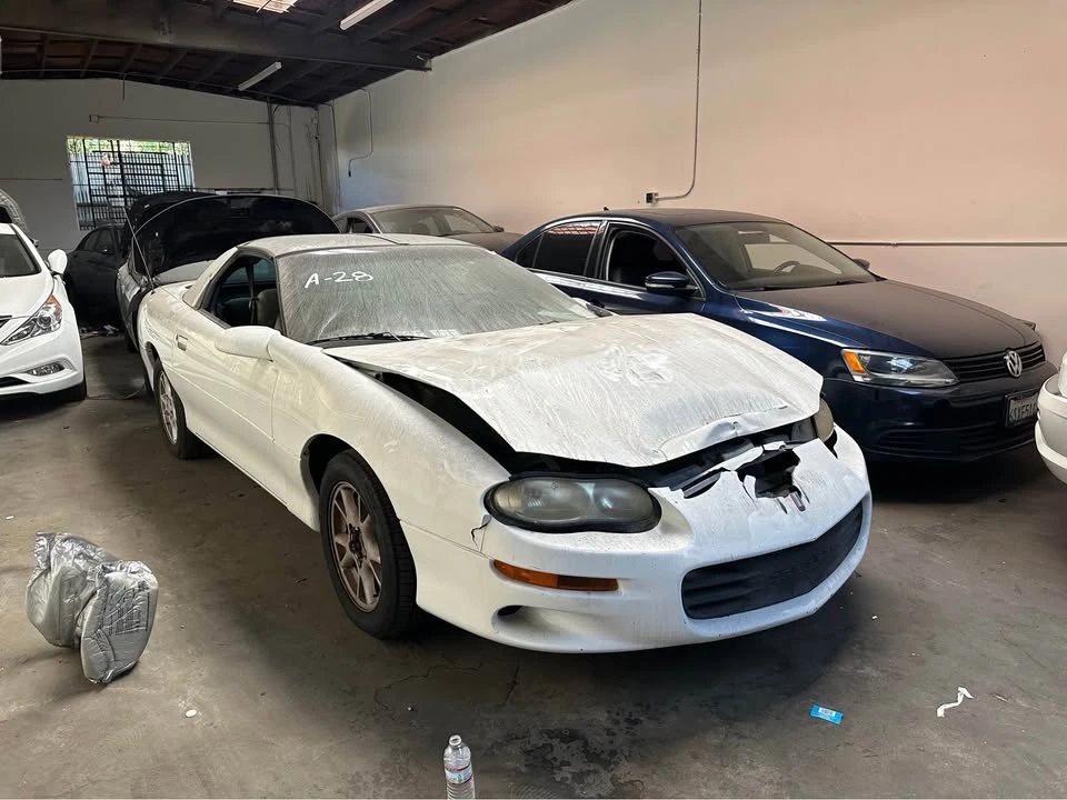 2000 Chevrolet Camaro 4th Gen - Image 2 of 7