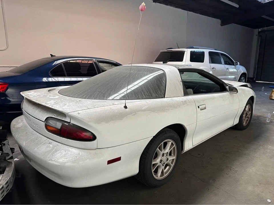 2000 Chevrolet Camaro 4th Gen - Image 4 of 7
