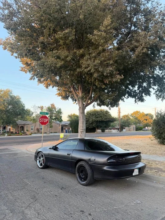 2000 Chevrolet Camaro 4th Gen - Image 2 of 5