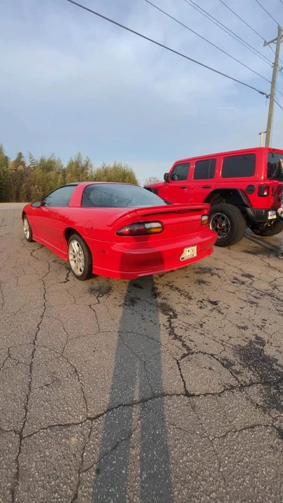 2000 Chevrolet Camaro 4th Gen - Image 3 of 4