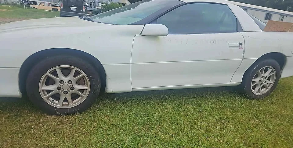 2000 Chevrolet Camaro 4th Gen - Image 5 of 6