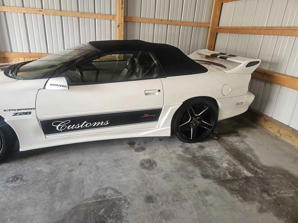 2000 Chevrolet Camaro 4th Gen - Image 2 of 7