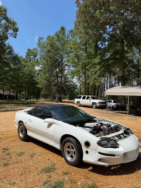 2000 Chevrolet Camaro 4th Gen - Image 3 of 8