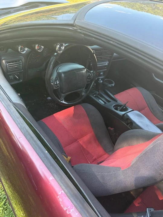 2000 Chevrolet Camaro 4th Gen - Image 3 of 7