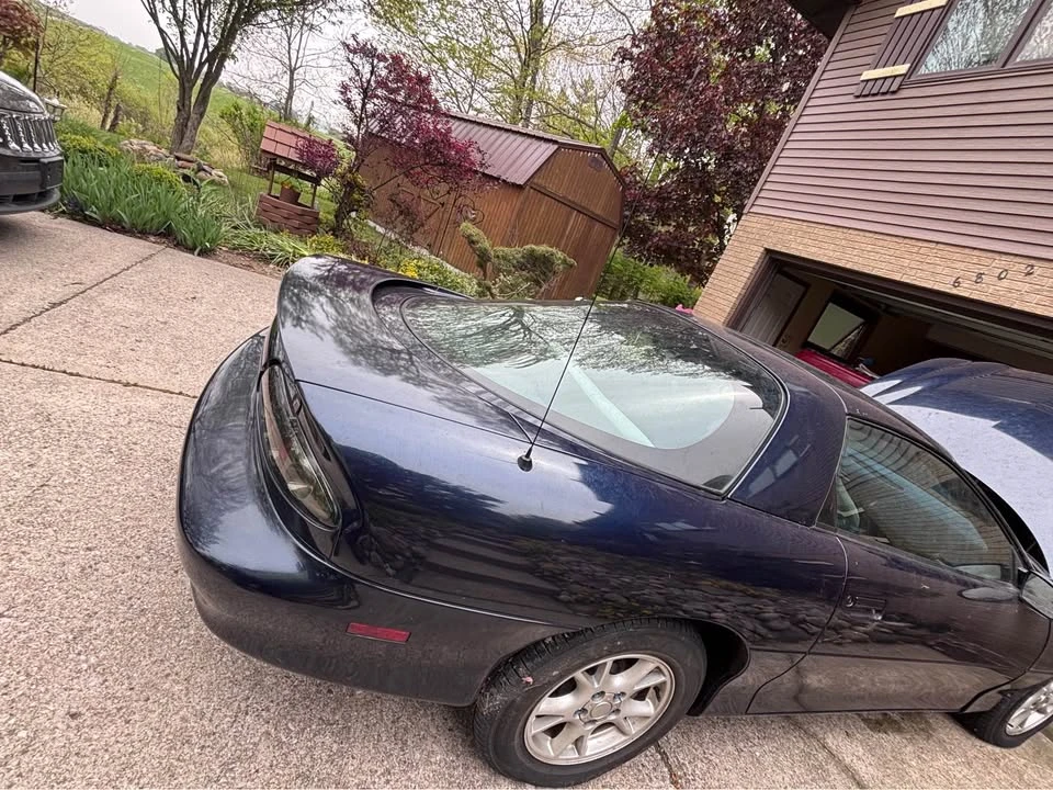 2000 Chevrolet Camaro 4th Gen - Image 5 of 7