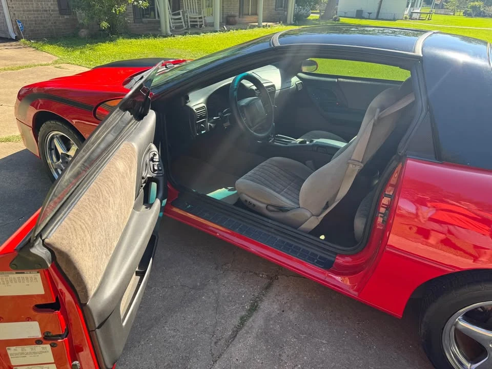2000 Chevrolet Camaro 4th Gen - Image 5 of 5