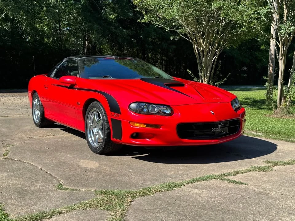 2000 Chevrolet Camaro 4th Gen - Image 2 of 5