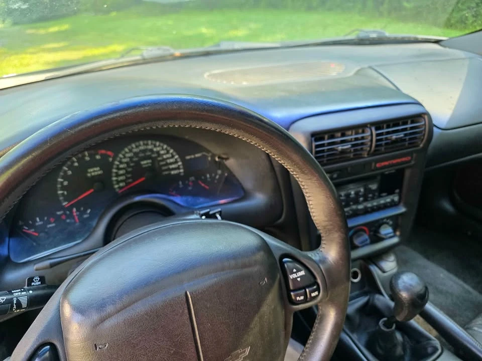 2000 Chevrolet Camaro 4th Gen - Image 3 of 6