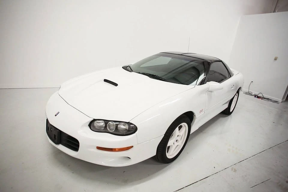 2000 Chevrolet Camaro 4th Gen - Image 10 of 20