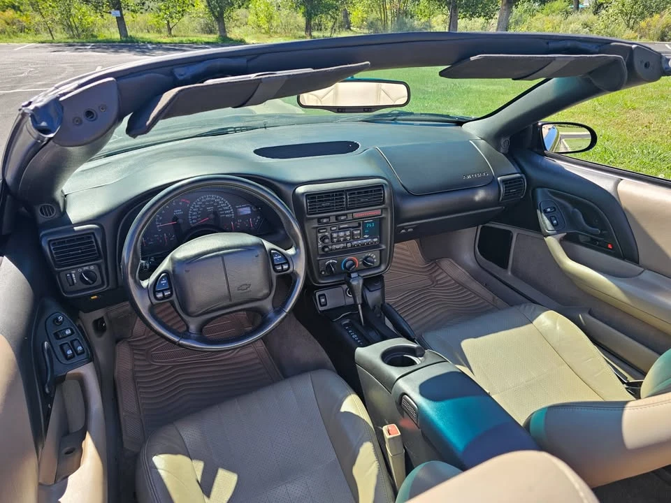 2000 Chevrolet Camaro 4th Gen - Image 15 of 20