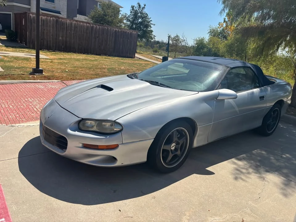 2000 Chevrolet Camaro 4th Gen - Image 2 of 9