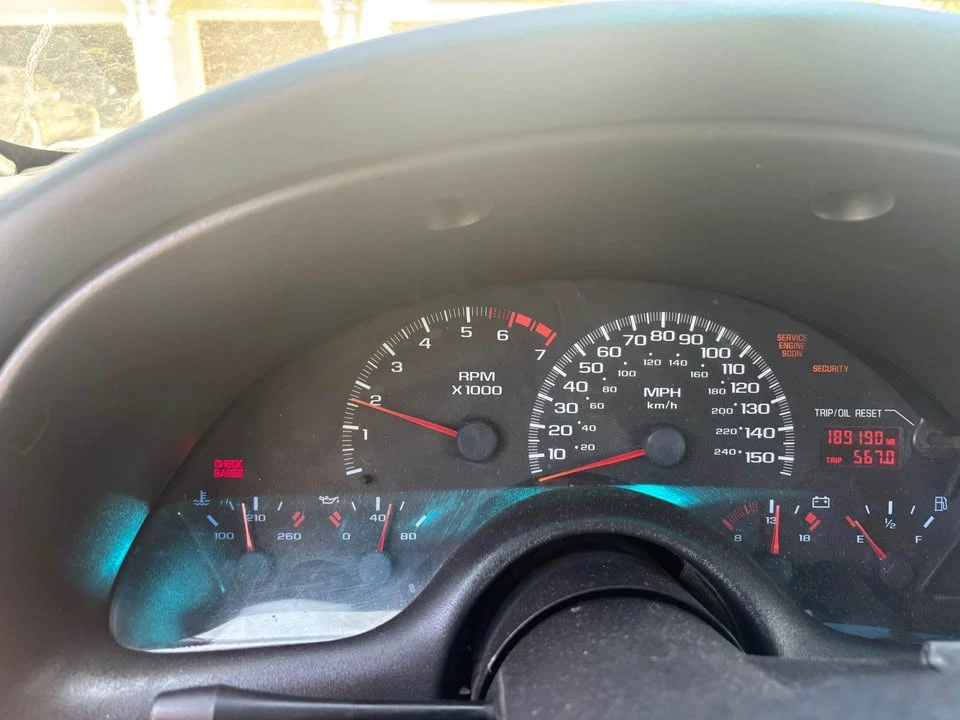 2000 Chevrolet Camaro 4th Gen - Image 8 of 9