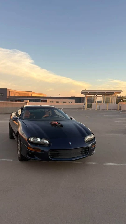 2000 Chevrolet Camaro 4th Gen - Image 2 of 6