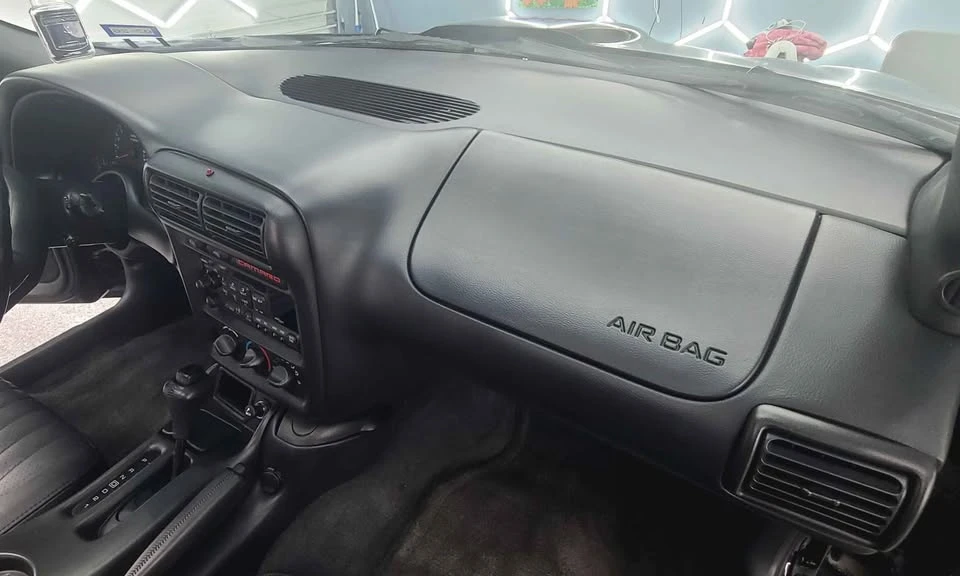 2000 Chevrolet Camaro 4th Gen - Image 11 of 20