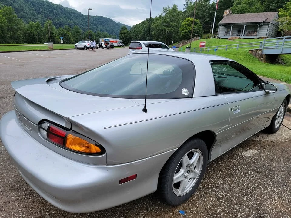 2000 Chevrolet Camaro 4th Gen - Image 6 of 8