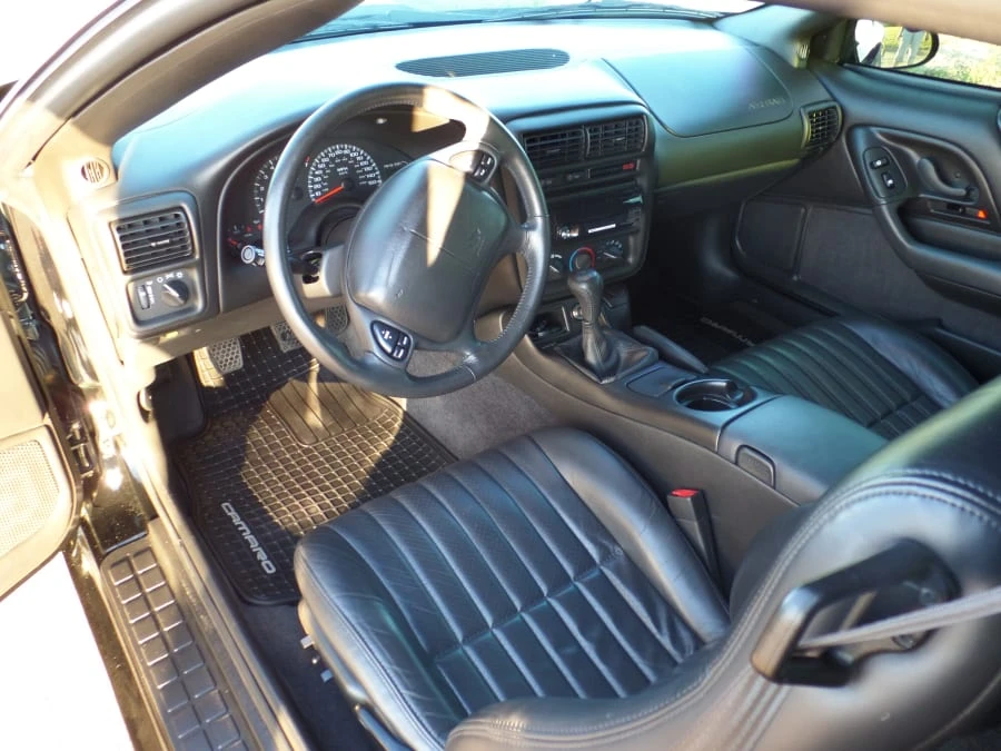 2000 Chevrolet Camaro SS 4th Gen - Image 4 of 9