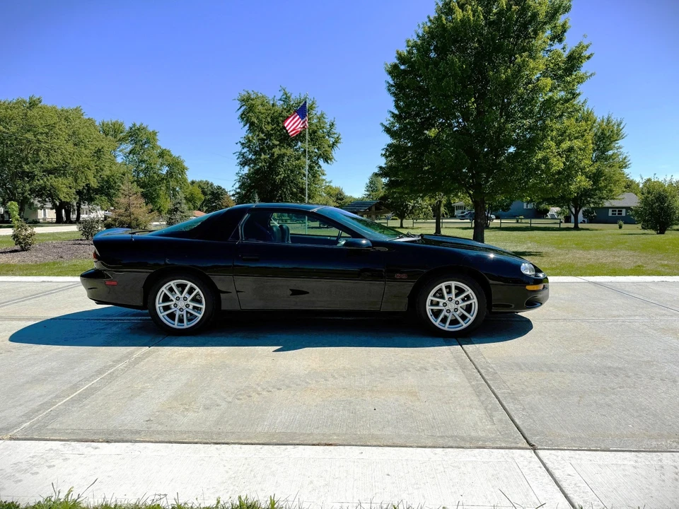 2000 Chevrolet Camaro SS 4th Gen - Image 2 of 21