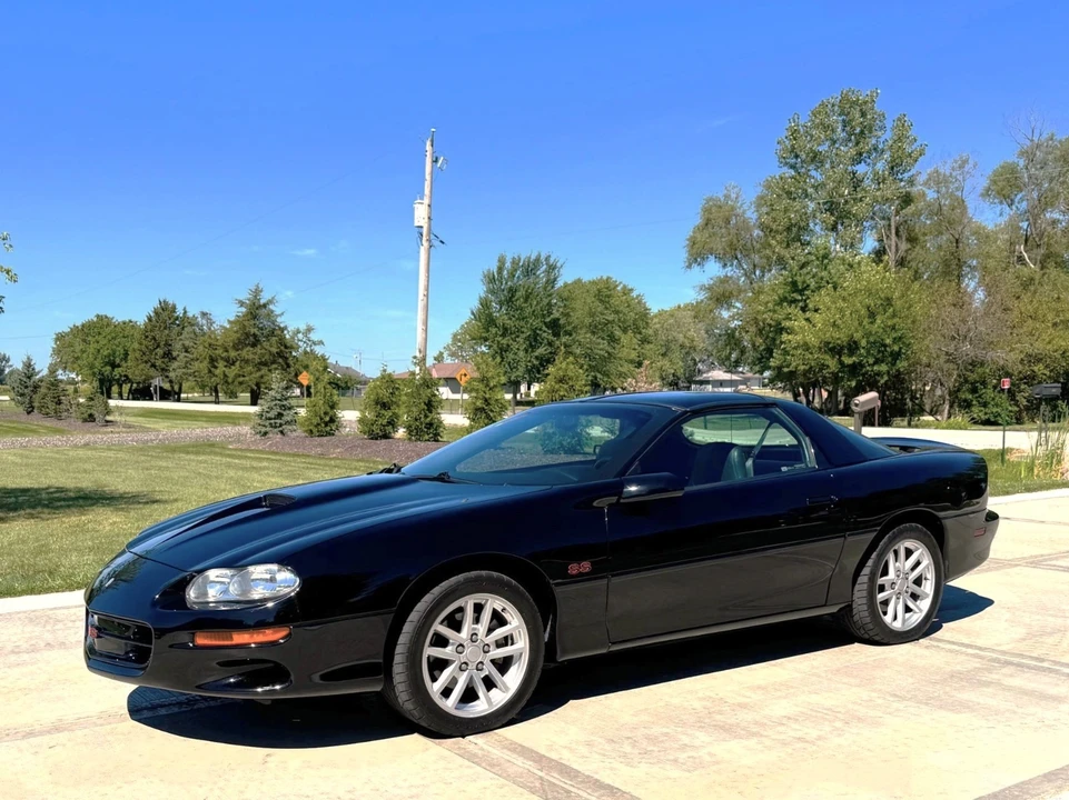 2000 Chevrolet Camaro SS 4th Gen - Image 5 of 21