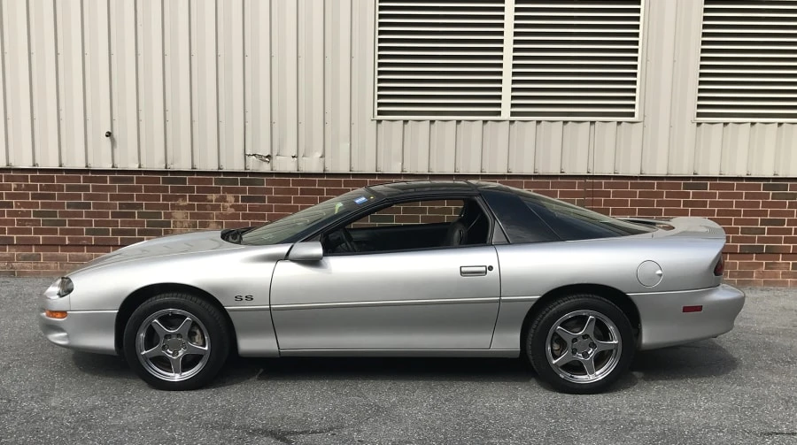 2000 Chevrolet Camaro SS 4th Gen - Image 2 of 7