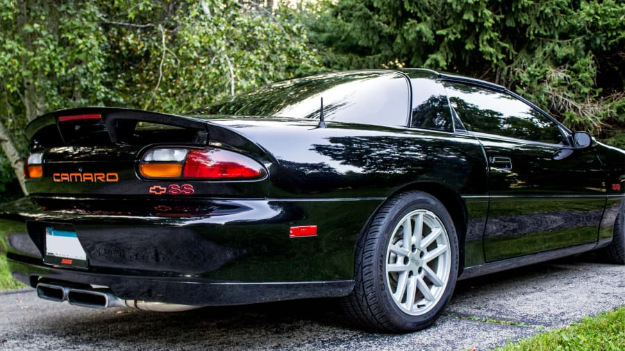2000 Chevrolet Camaro SS 4th Gen - Image 9 of 12